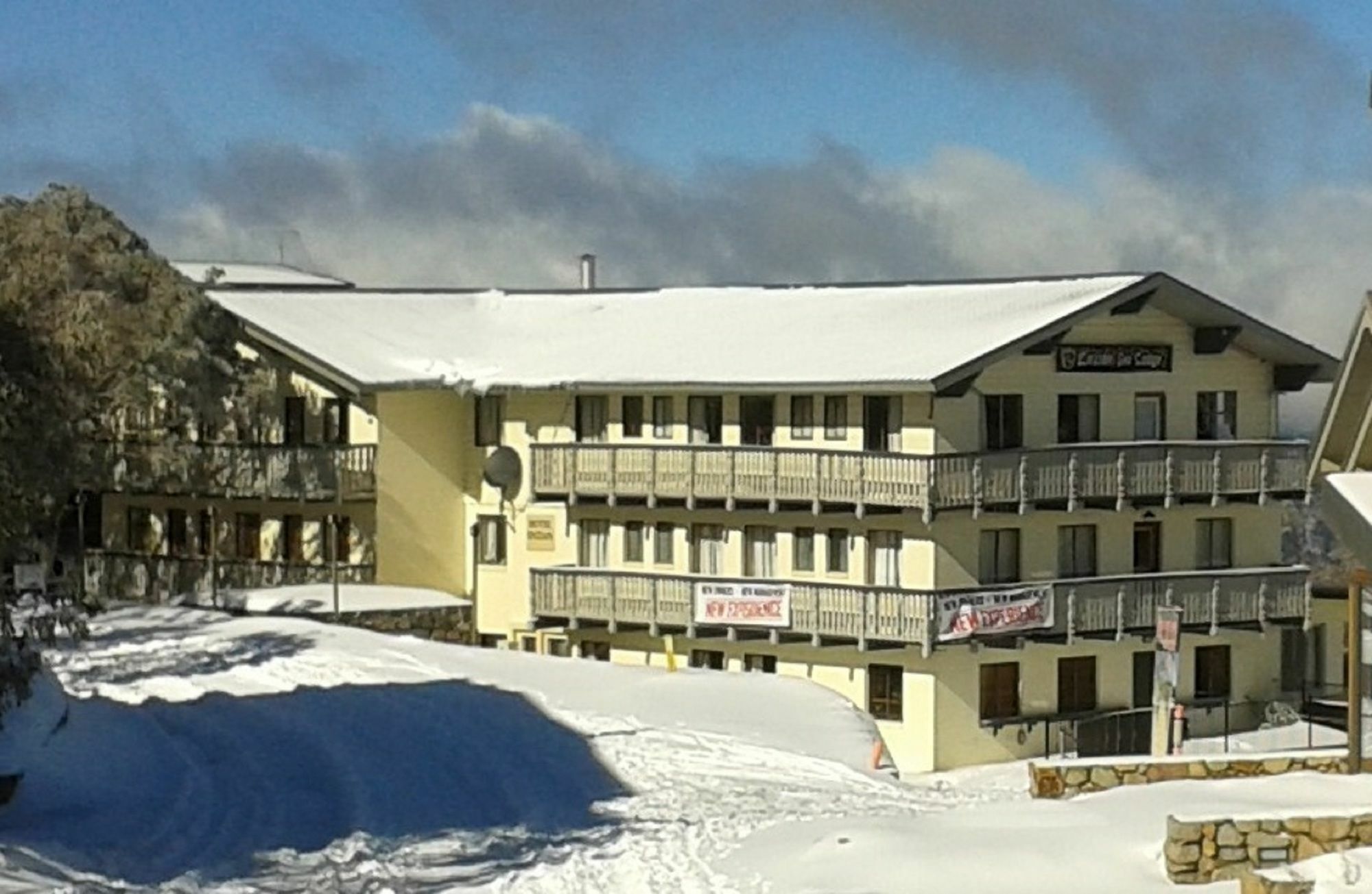 Enzian Hotel Mt Buller Mount Buller Buitenkant foto